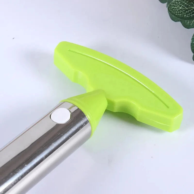 PineTwist™ Pineapple Slicer